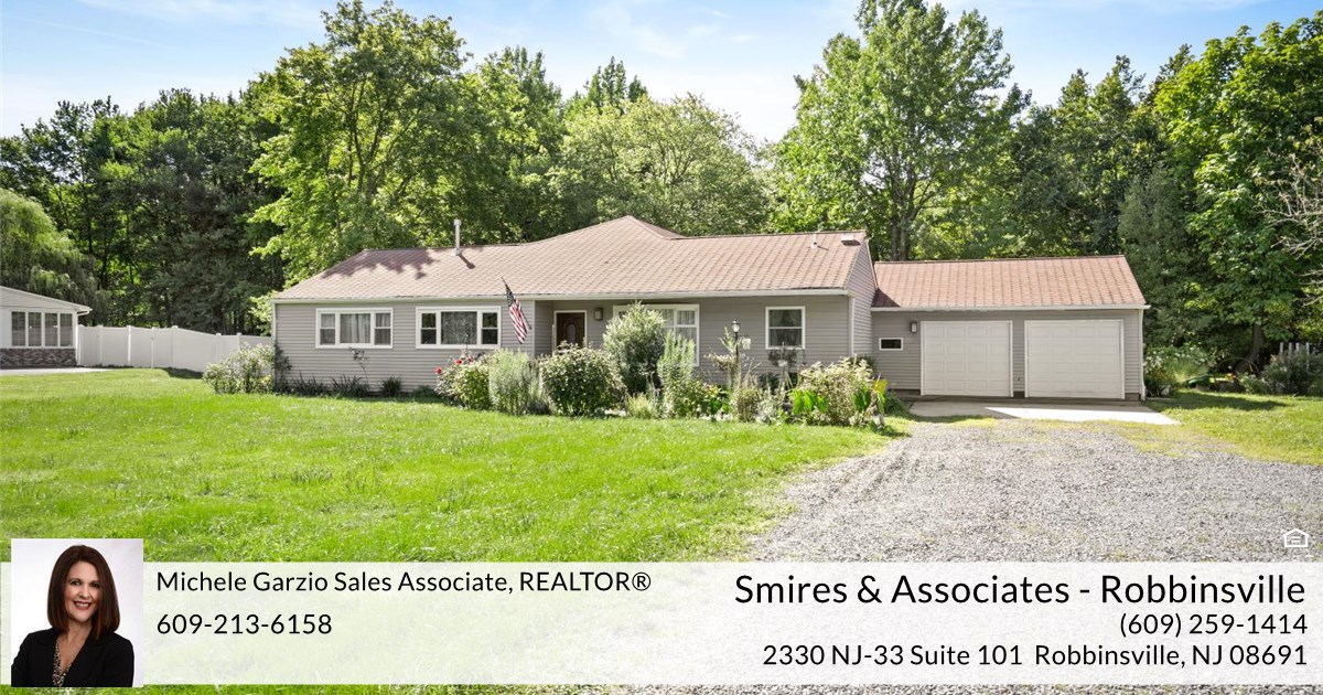 107 Edgebrook Rd, Robbinsville Twp, NJ 08691